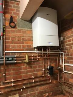 Worcester CDi Classic combination boiler in garage